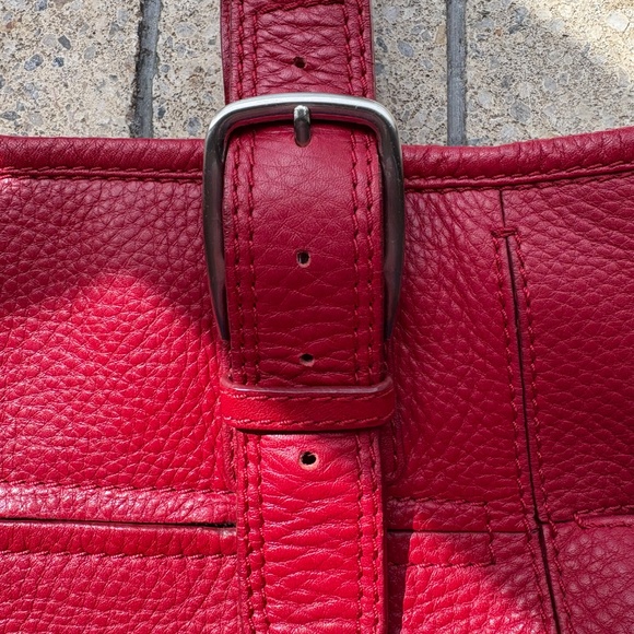 Cole Haan RED pebbled leather handbag w/silver polished hardware - Picture 11 of 13